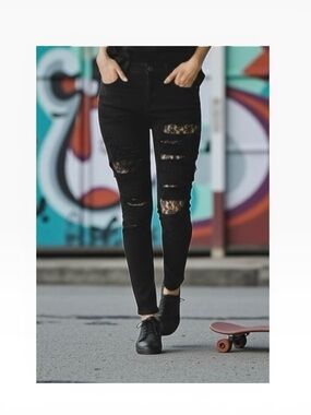 LF Carmar ❉ Skinny Shredded Knee Denim Jeans ❉ Lace Patch Lining ❉ Black 25 0 2